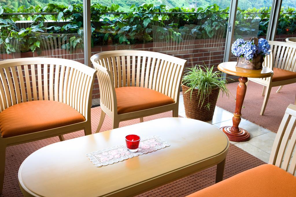 Shinshiyo Hotel Hita Exterior foto